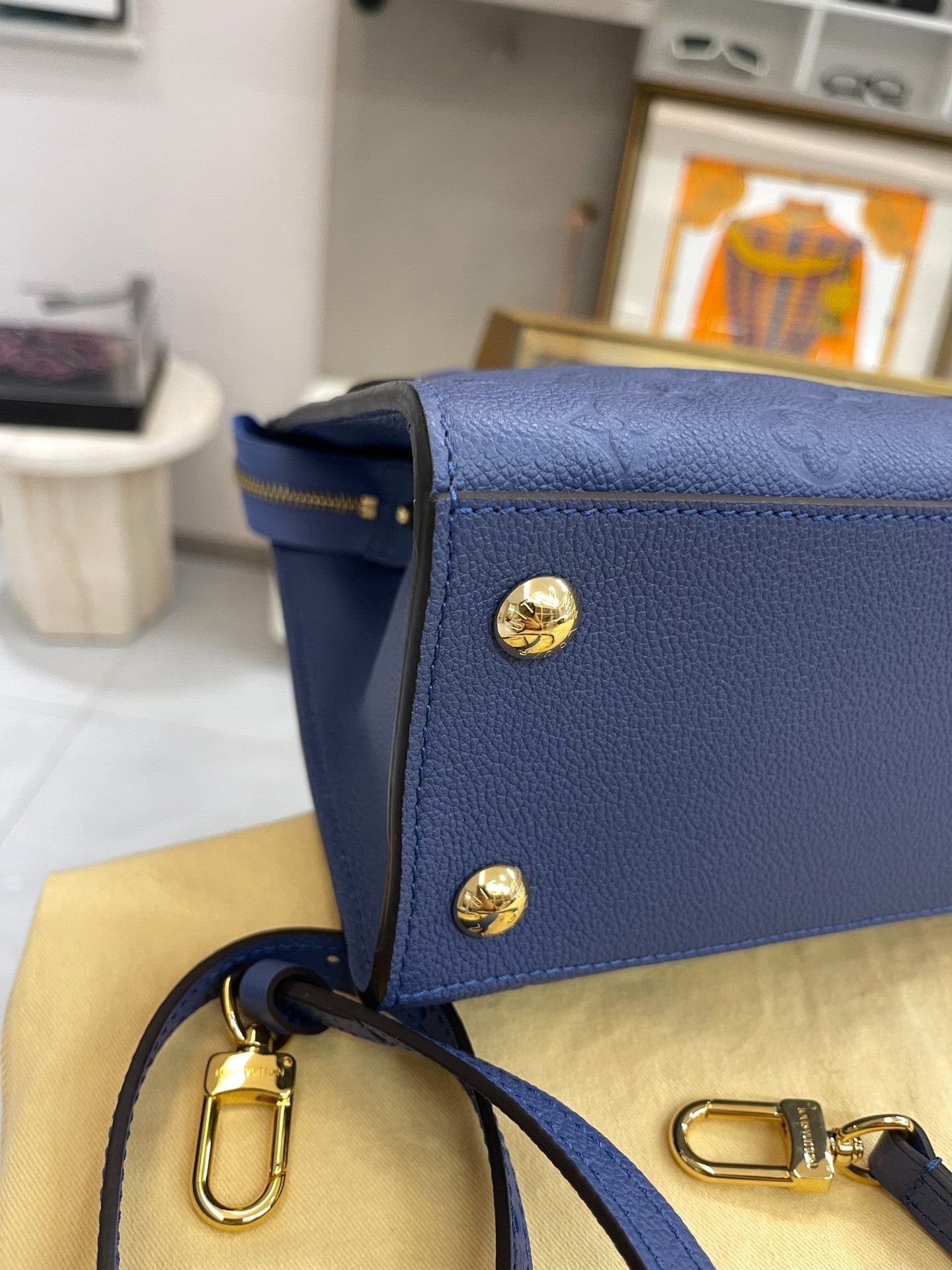 Louis Vuitton Pre-loved Bag Very good condition Size ONE SIZE - 7 Thumbnail
