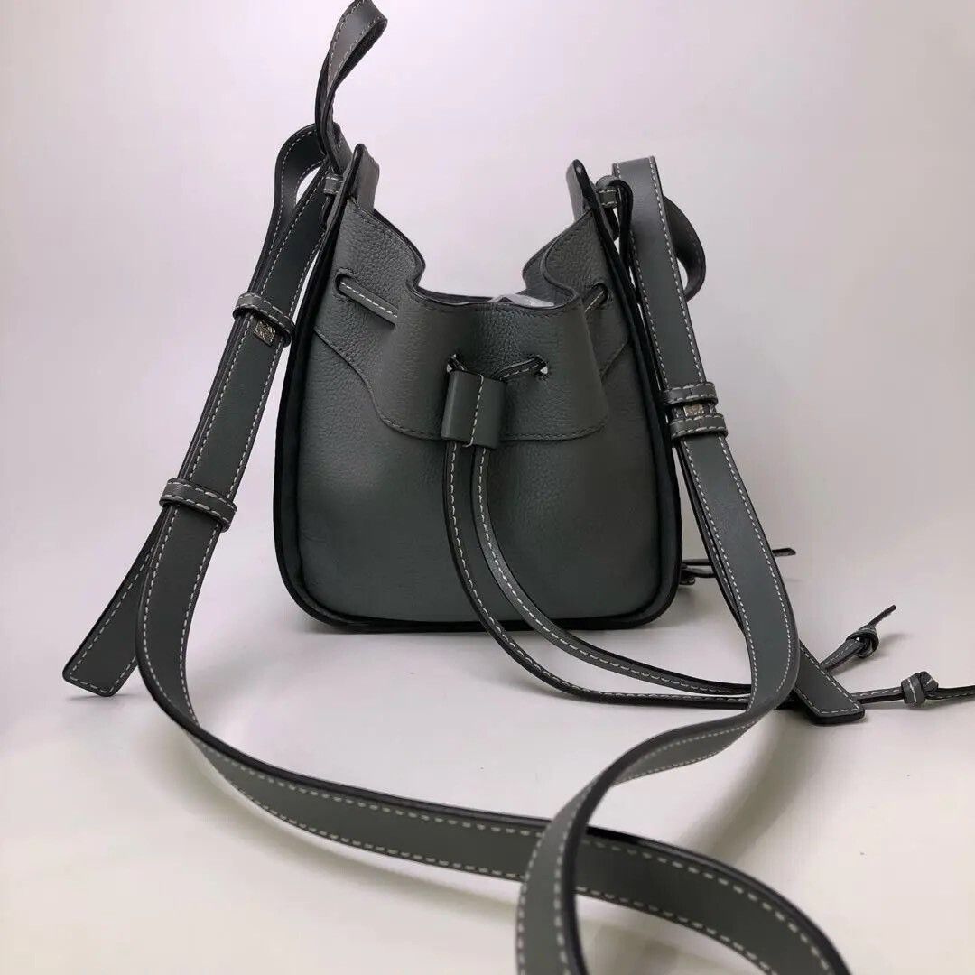 Loewe Pre-loved Bag Very good condition Size ONE SIZE - 5 Thumbnail
