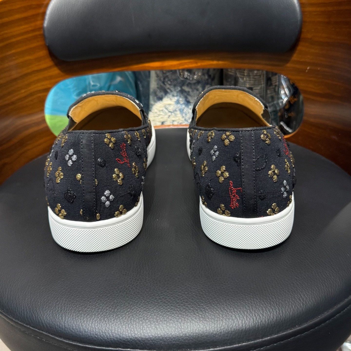 Christian Louboutin Christian Louboutin Red Lowtop Sneakers 10.5 Men Size US 10.5 / EU 43-44 - 3 Thumbnail