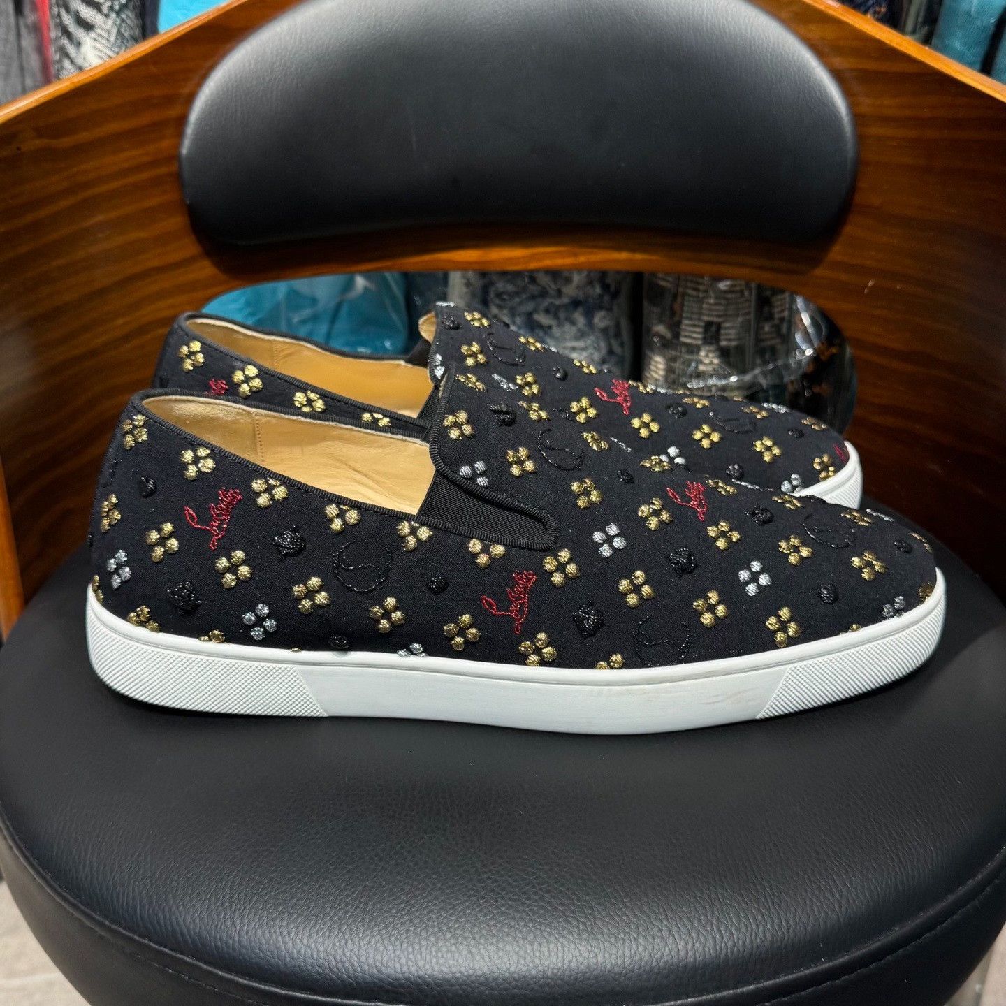 Christian Louboutin Christian Louboutin Red Lowtop Sneakers 10.5 Men Size US 10.5 / EU 43-44 - 4 Thumbnail