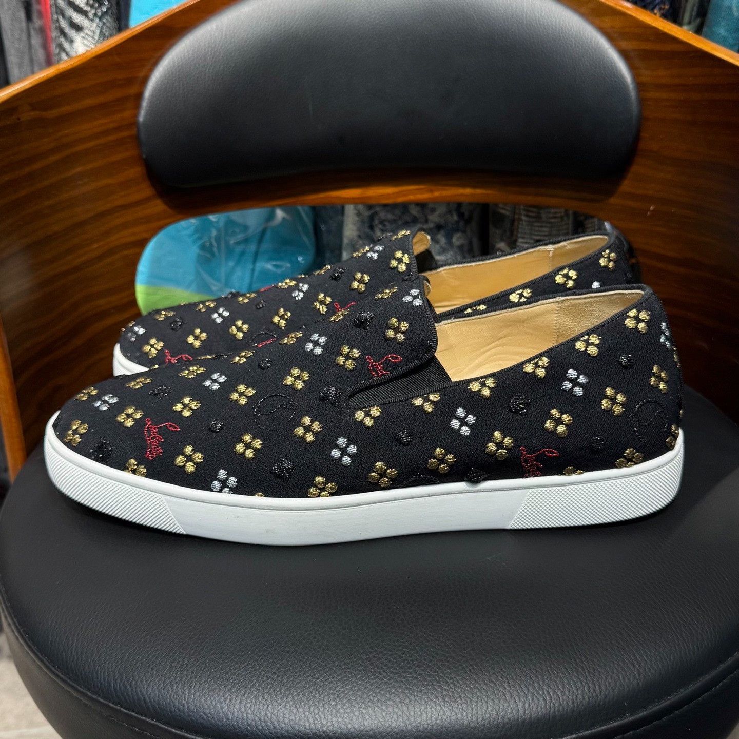 Christian Louboutin Christian Louboutin Red Lowtop Sneakers 10.5 Men Size US 10.5 / EU 43-44 - 6 Thumbnail