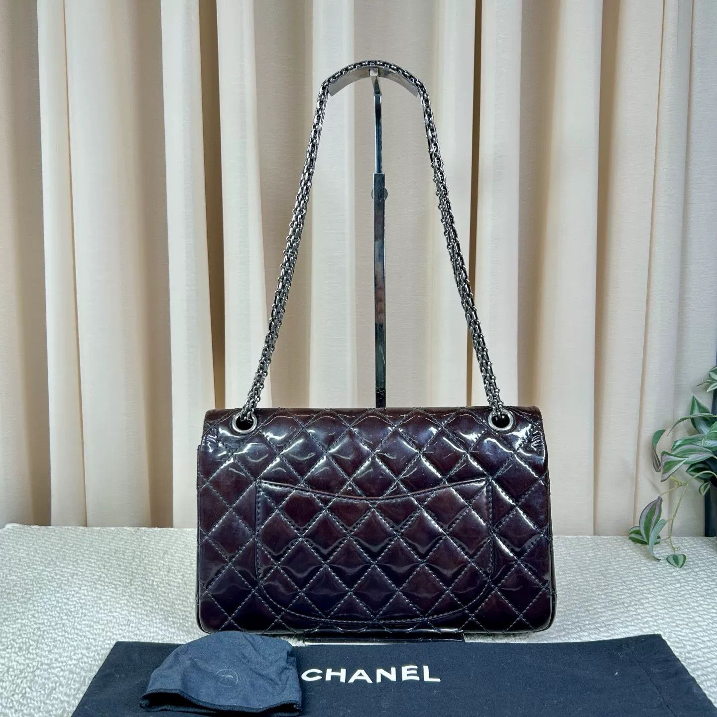 Chanel Pre-loved Bag Very good condition Size ONE SIZE - 2 Thumbnail