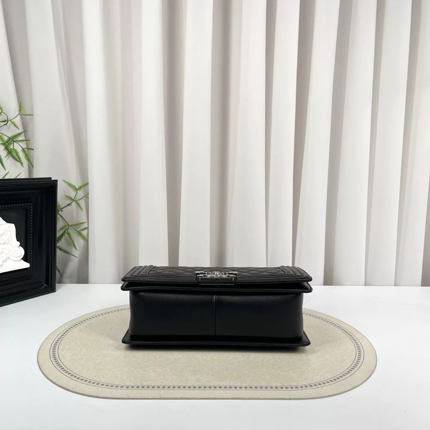 Chanel Pre-loved Bag Very good condition Size ONE SIZE - 4 Thumbnail