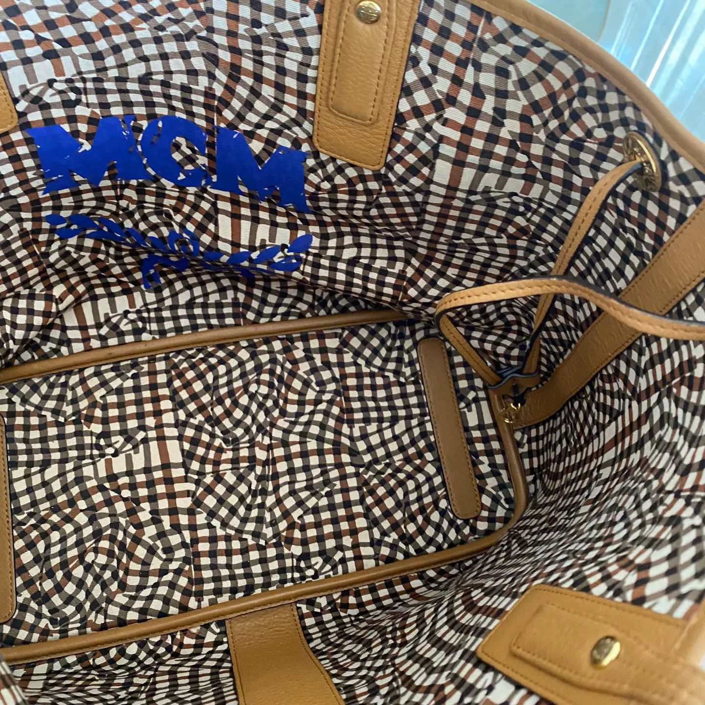 MCM Pre-loved Bag Very good condition Size ONE SIZE - 7 Thumbnail