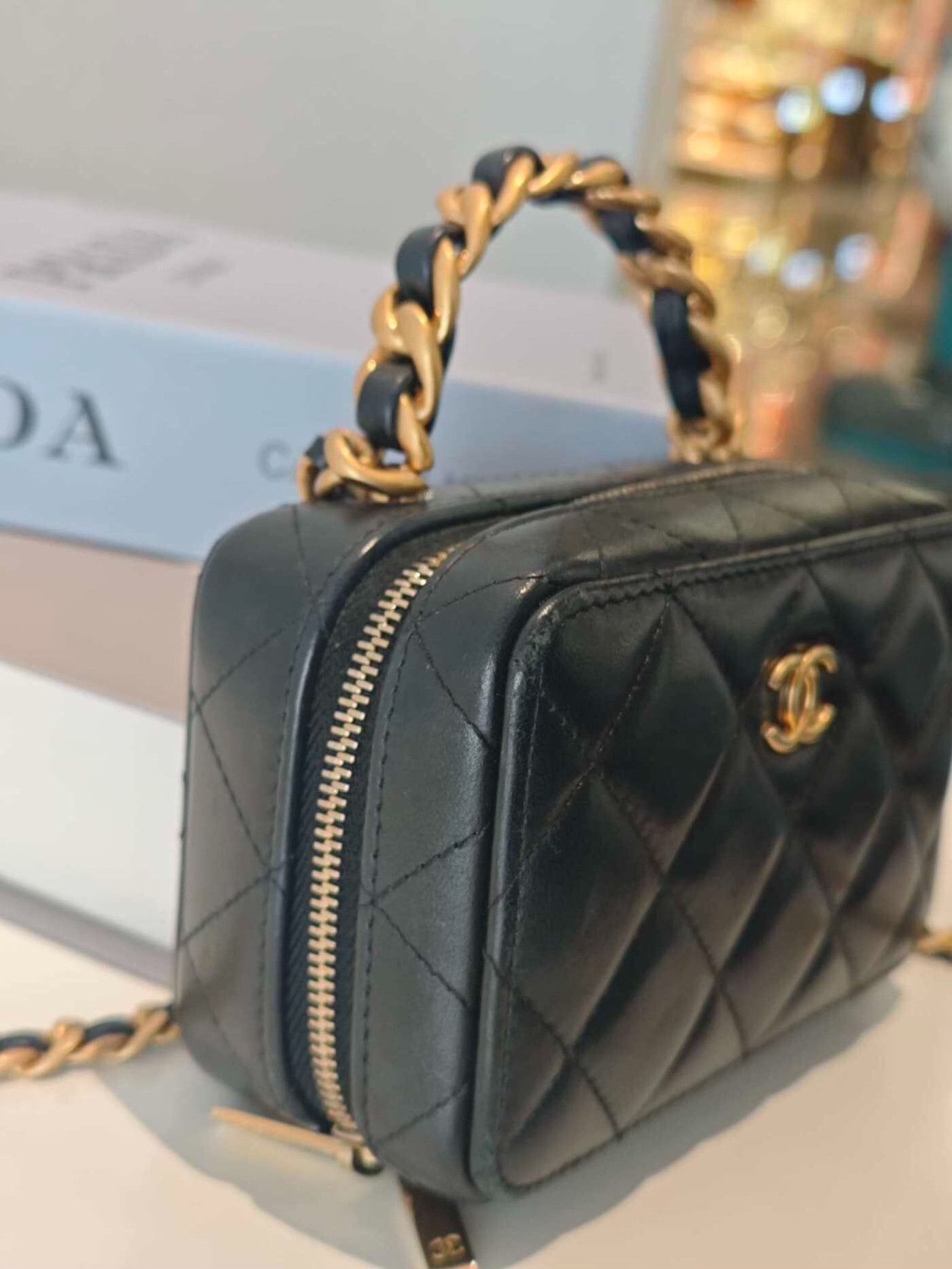 Chanel Pre-loved Bag Very good condition Size ONE SIZE - 3 Thumbnail