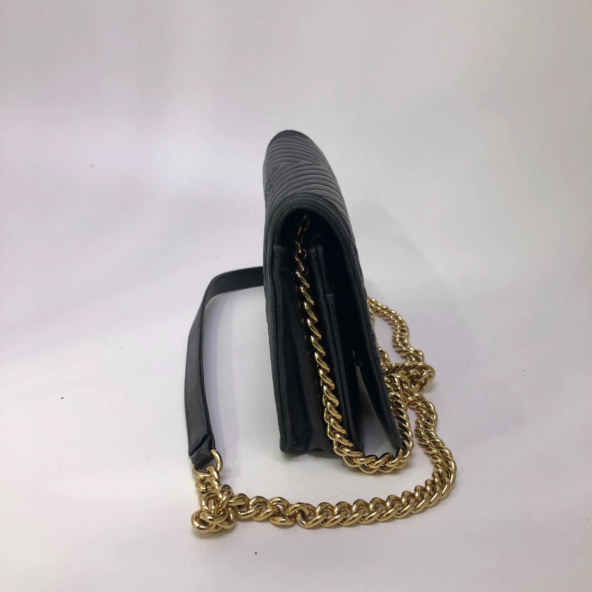 Chanel Pre-loved Bag Very good condition Size ONE SIZE - 2 Thumbnail