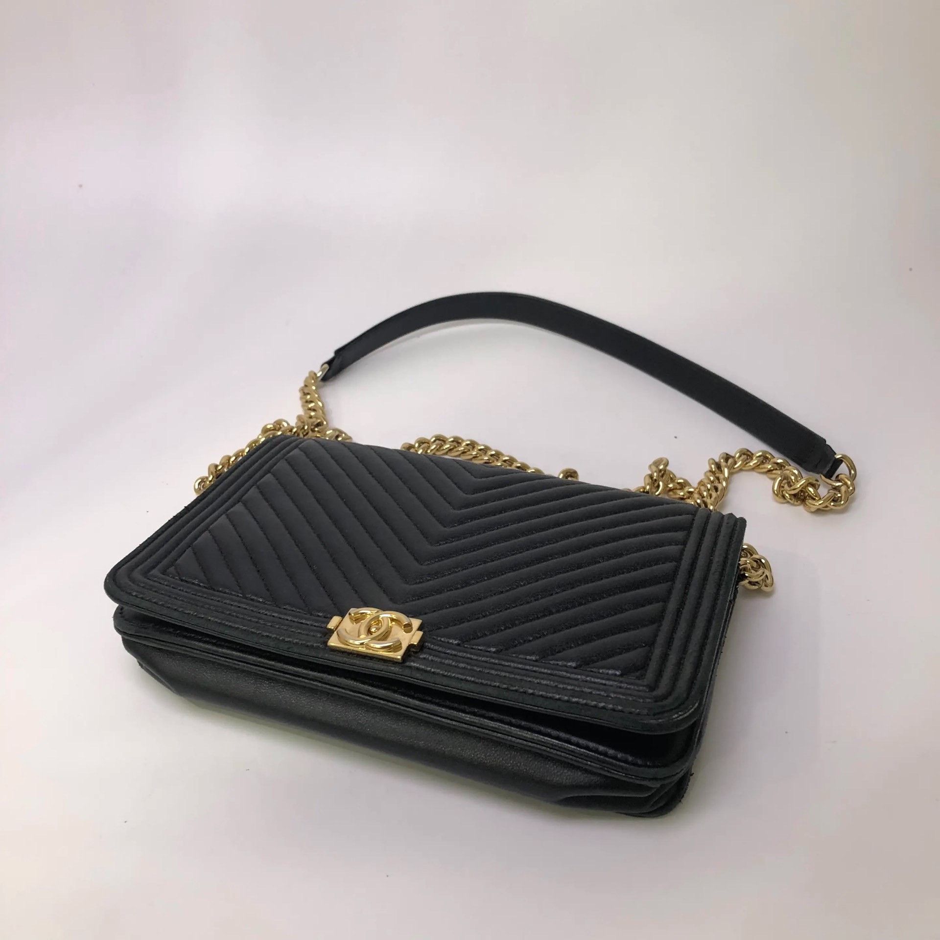Chanel Pre-loved Bag Very good condition Size ONE SIZE - 7 Thumbnail