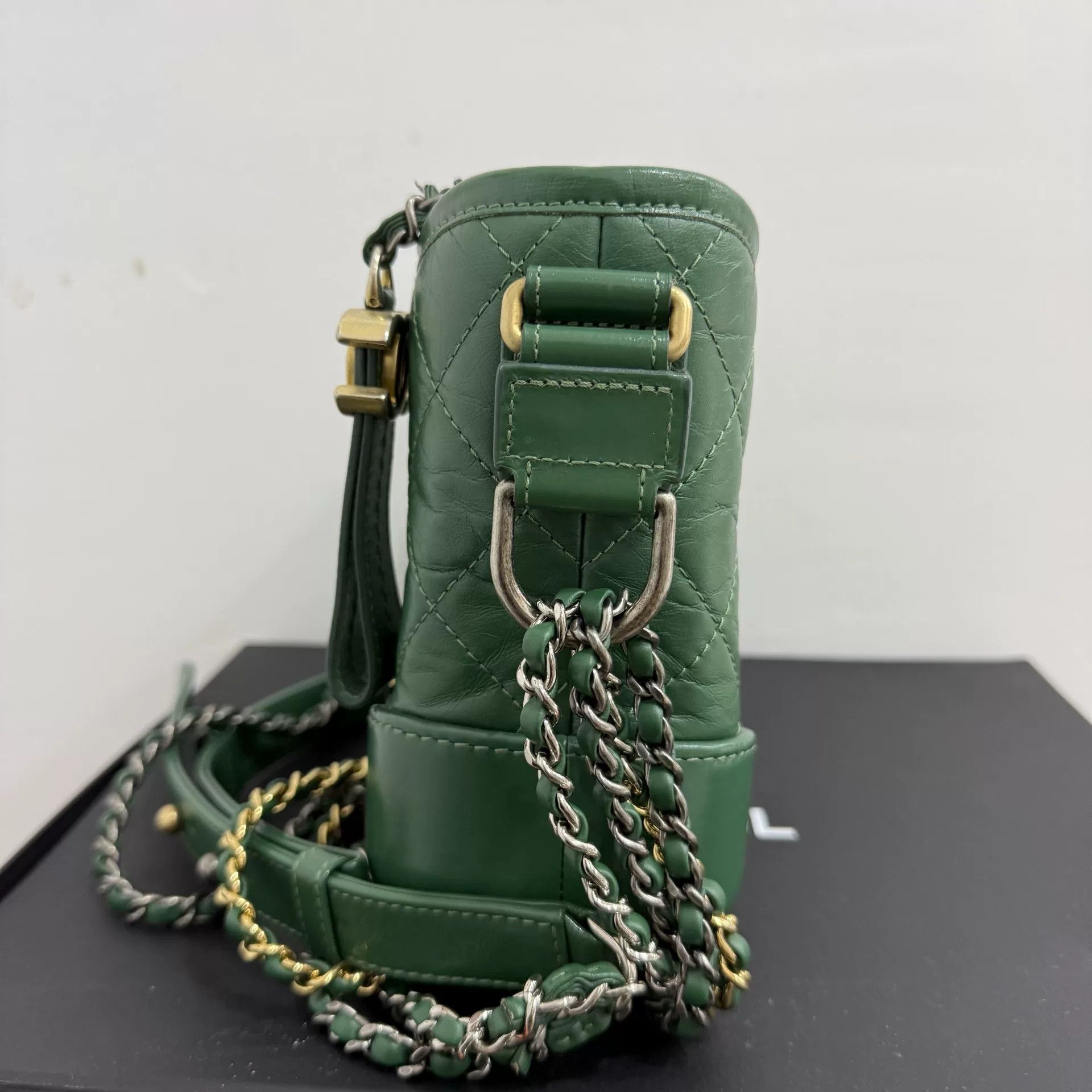Chanel Pre-loved Bag Very good condition Size ONE SIZE - 3 Thumbnail