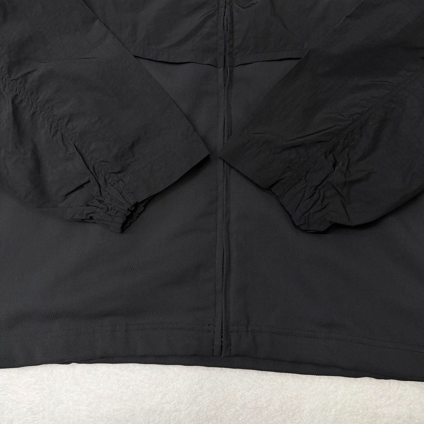 New Balance New Balance Cargo Black Light Jacket l Men Size US L / EU 52-54 / 3 - 2 Thumbnail