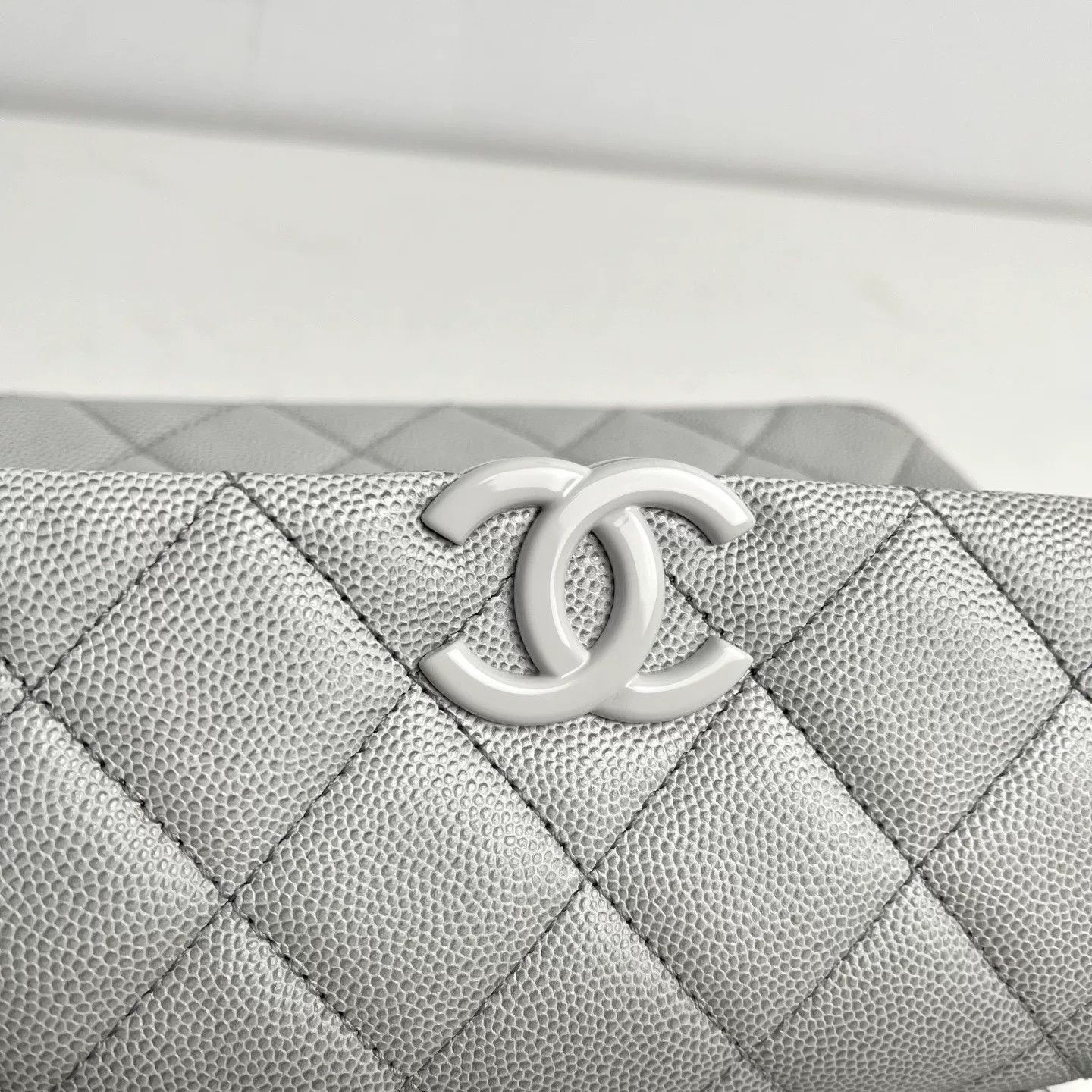 Chanel Pre-loved Bag Very good condition Size ONE SIZE - 9 Thumbnail