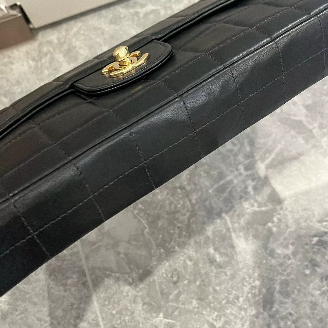 Chanel Pre-loved Bag Very good condition Size ONE SIZE - 9 Thumbnail