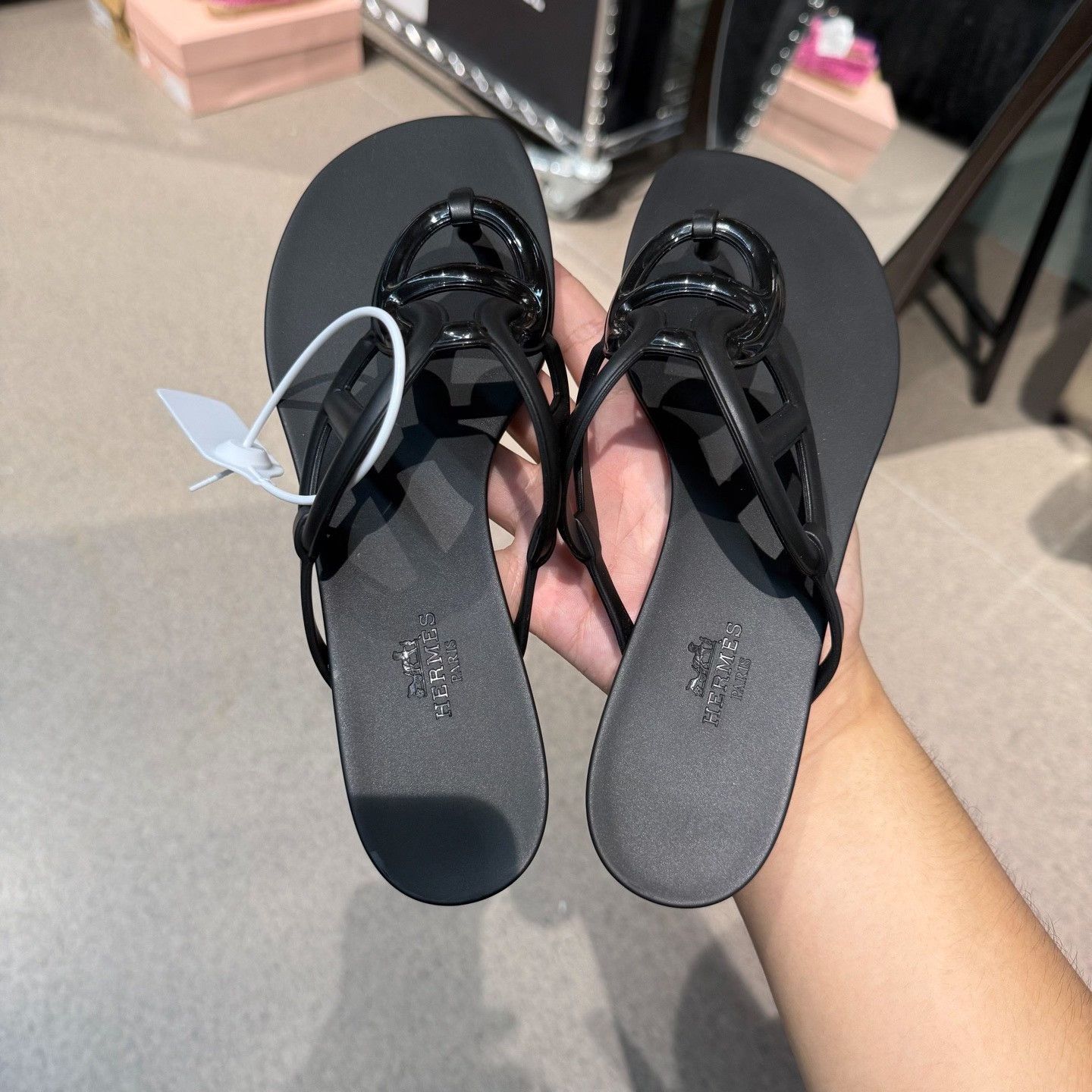 Hermes Hermes Black Sandals us_7-5 Women Size US 7.5 / IT 37.5 - 5 Thumbnail