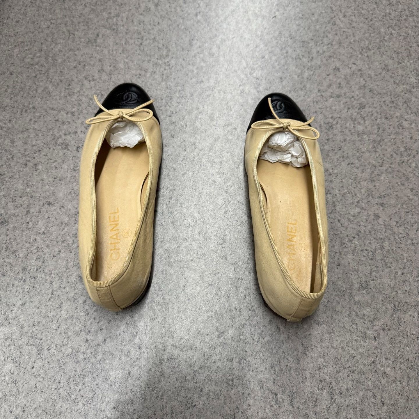 Chanel Chanel Leather Lowtop Sneakers us_6-5 Women Size US 6.5 / IT 36.5 - 7 Thumbnail
