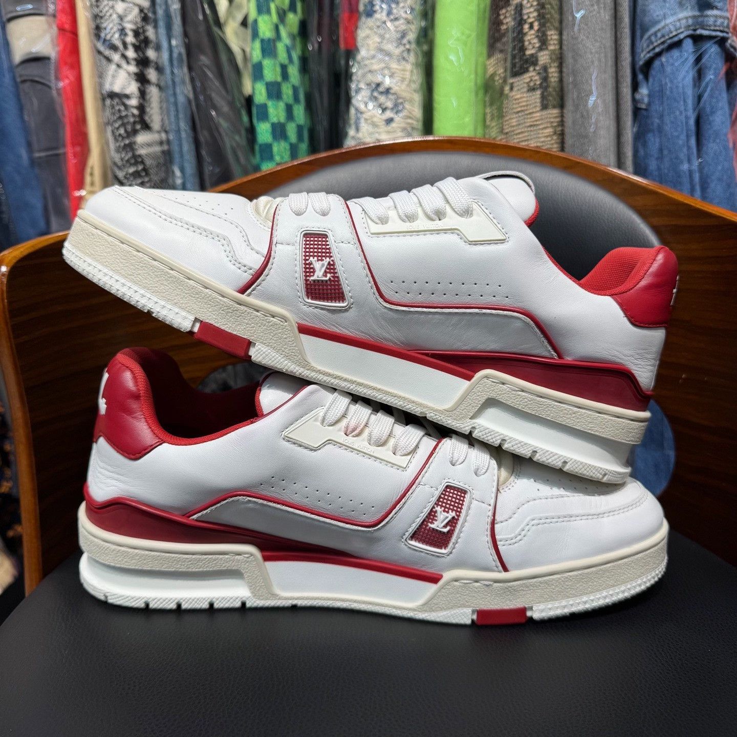 Louis Vuitton Louis Vuitton Training Red Lowtop Sneakers 9.5 Men Size US 9.5 / EU 42-43 - 7 Thumbnail