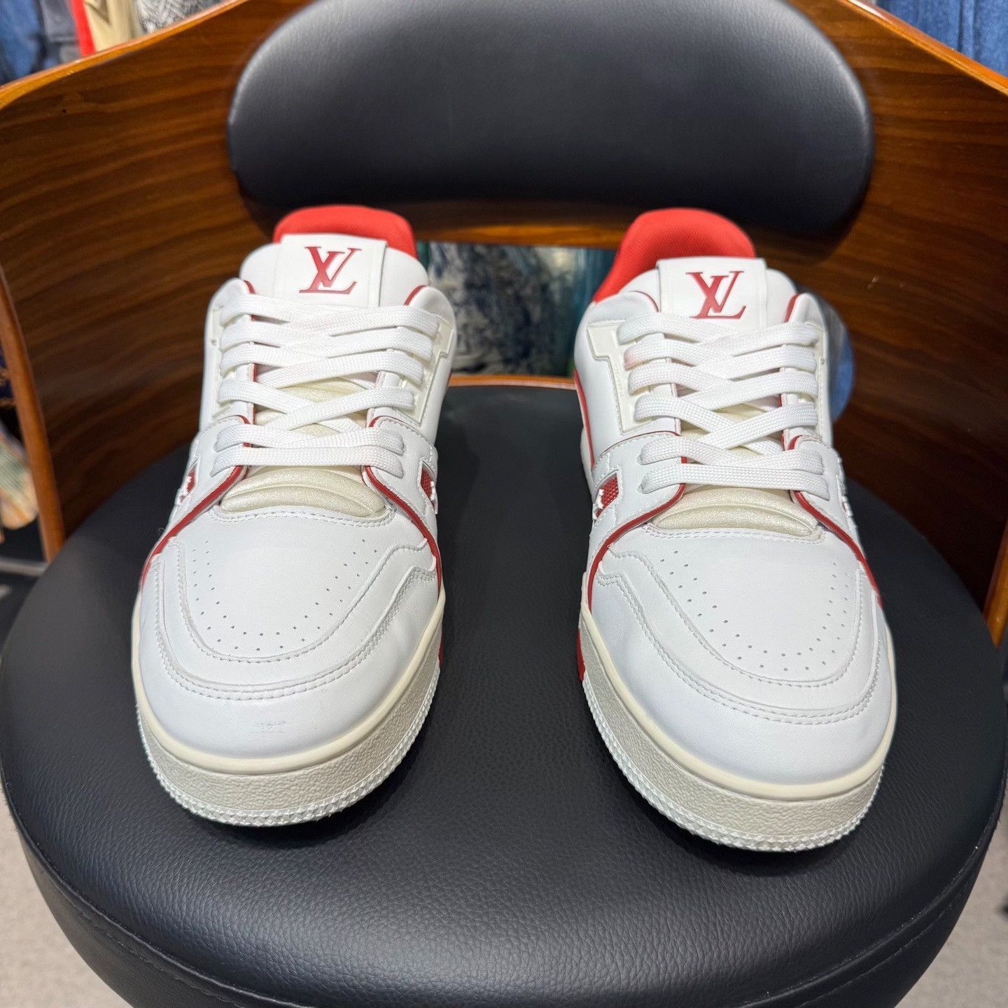 Louis Vuitton Louis Vuitton Training Red Lowtop Sneakers 9.5 Men Size US 9.5 / EU 42-43 - 2 Thumbnail