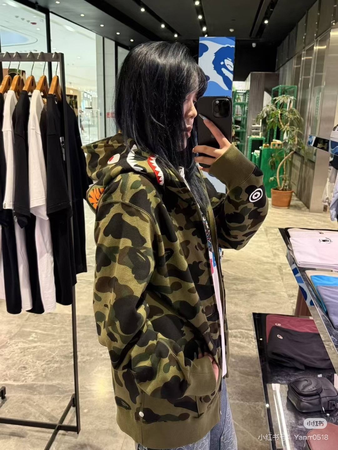 Bape Bape Shark Camo Green Light Jacket xl Men Size US XL / EU 56 / 4 - 9 Thumbnail