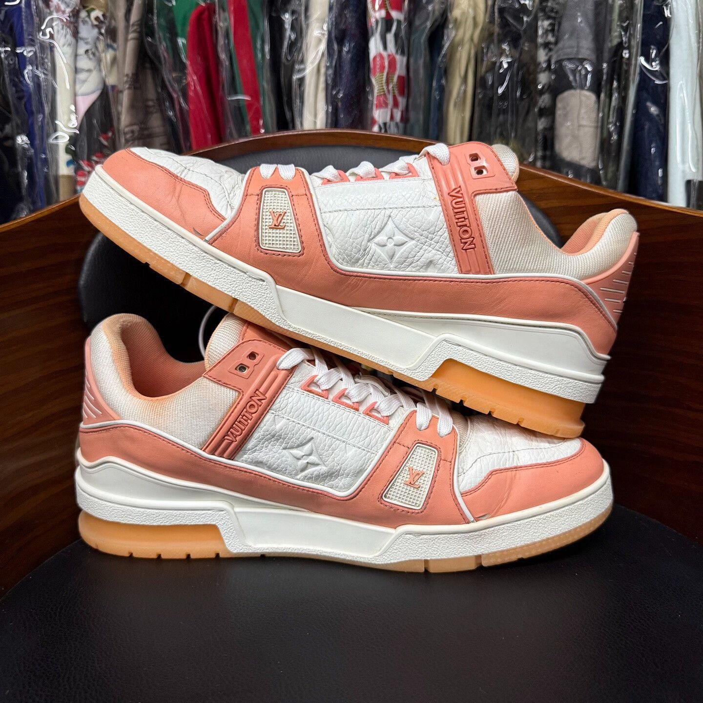 Louis Vuitton Louis Vuitton Training Pink Lowtop Sneakers 10.5 Men Size US 10.5 / EU 43-44 - 7 Thumbnail