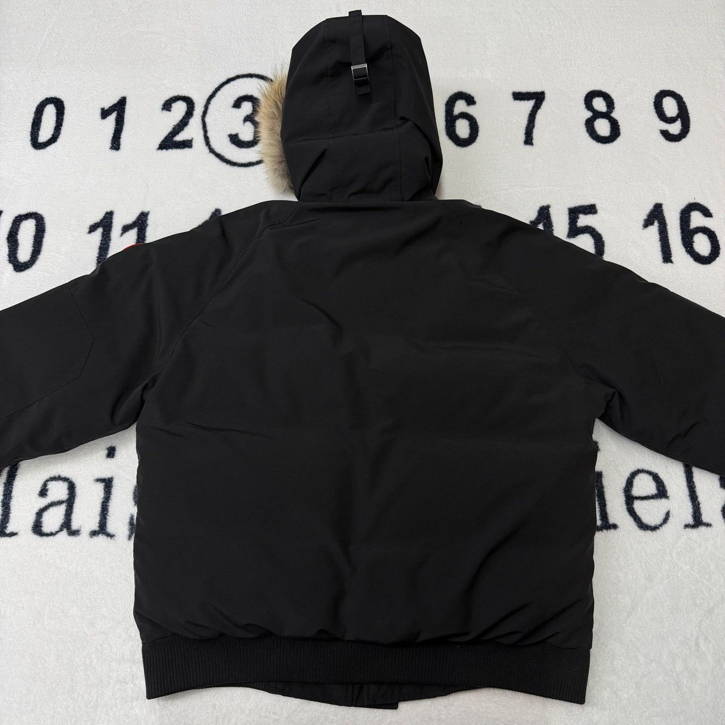 Canada Goose Canada Goose Down Cropped Black Heavy Coat l Men Size US L / EU 52-54 / 3 - 3 Thumbnail