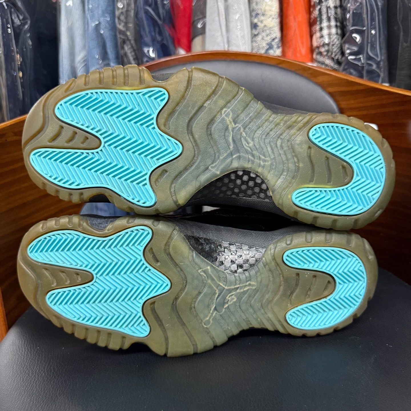 Nike Nike AJ11 Blue Lowtop Sneakers 8.5 Men Size US 8.5 / EU 41-42 - 9 Thumbnail