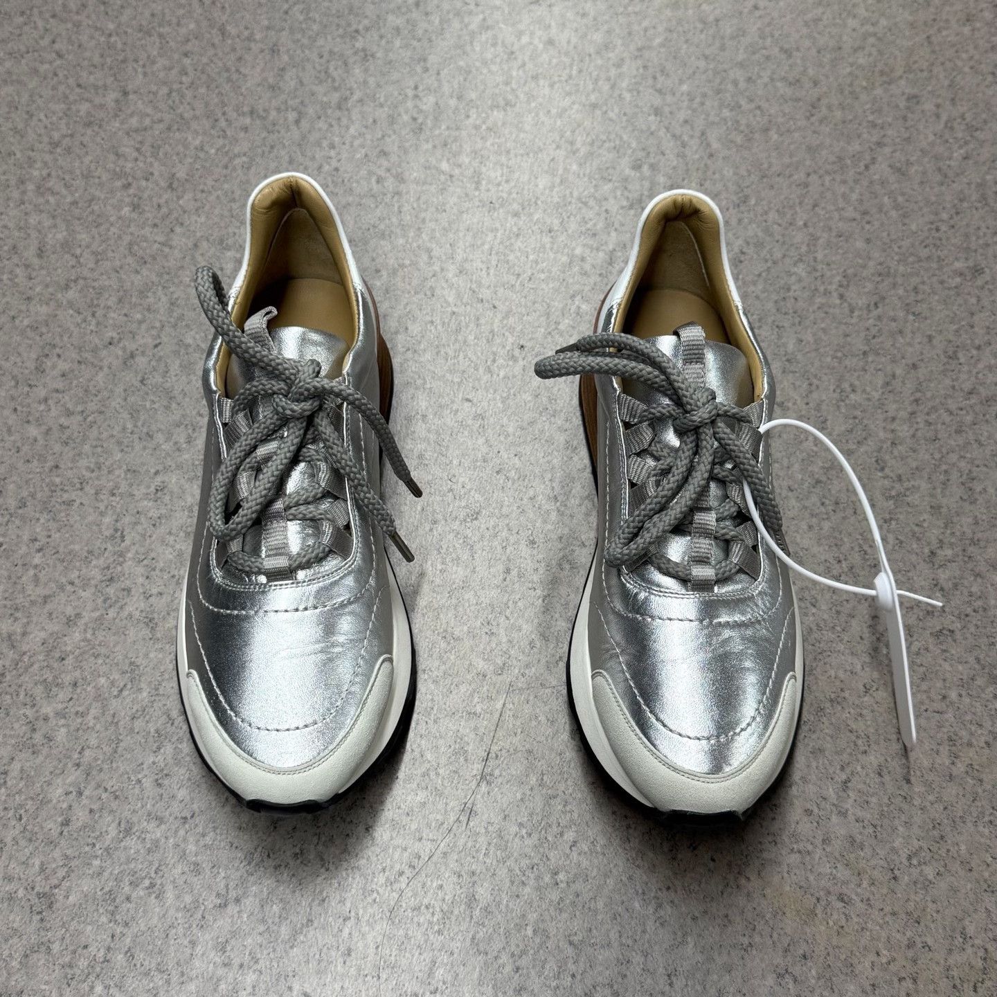 Hermes Hermes Multi Lowtop Sneakers us_6-5 Women Size US 6.5 / IT 36.5 - 5 Thumbnail