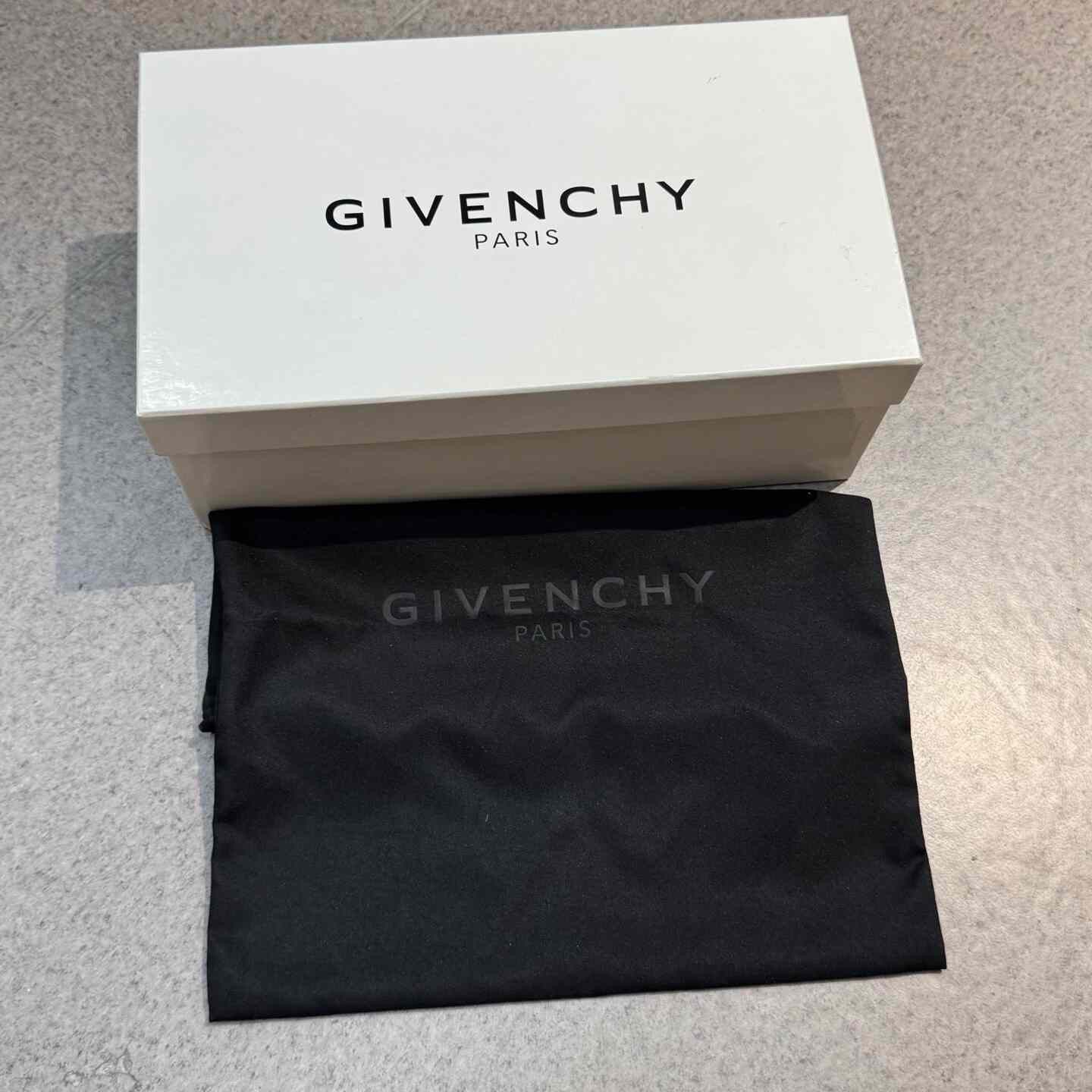 Givenchy Givenchy Pink Lowtop Sneakers 9 Men Size US 9 / EU 42 - 9 Thumbnail