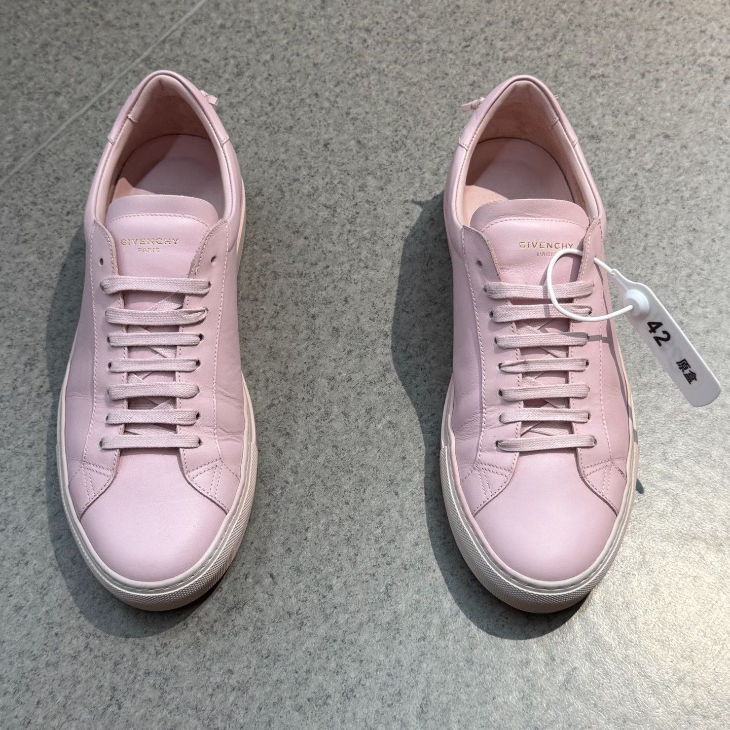 Givenchy Givenchy Pink Lowtop Sneakers 9 Men Size US 9 / EU 42 - 5 Thumbnail