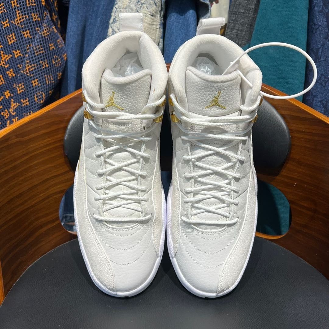 Nike Nike AJ12 White Lowtop Sneakers 10.5 Men Size US 10.5 / EU 43-44 - 5 Thumbnail