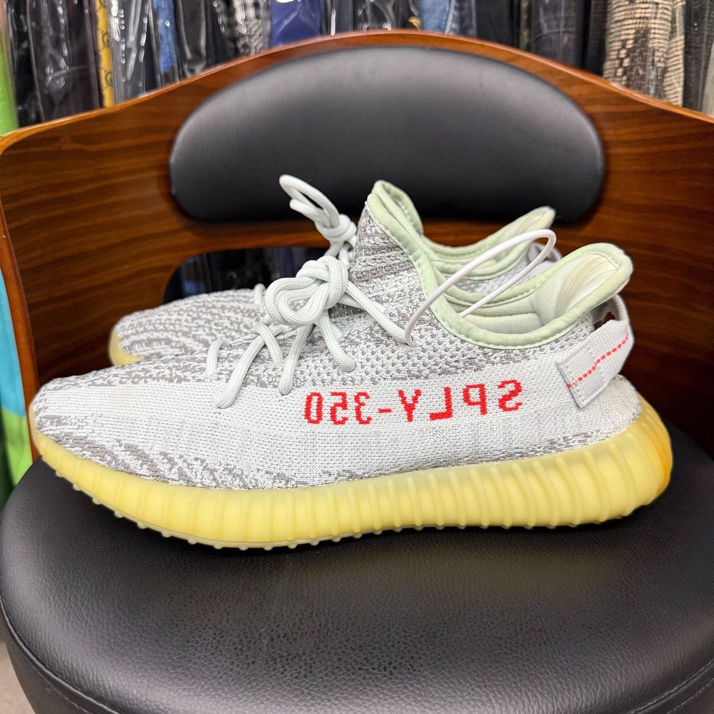 Adidas Adidas YEEZY350 Lowtop Sneakers 10.5 Men Size US 10.5 / EU 43-44 - 6 Thumbnail