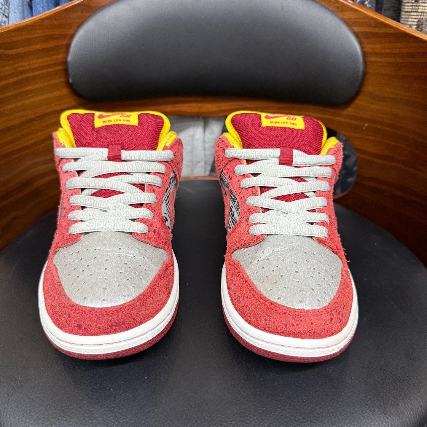 Nike Nike DUNK Lowtop Sneakers 7.5 Men Size US 7.5 / EU 40-41 - 2 Thumbnail