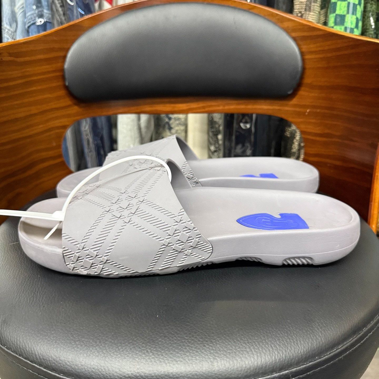 Burberry Burberry Sandals 10 Men Size US 10 / EU 43 - 6 Thumbnail