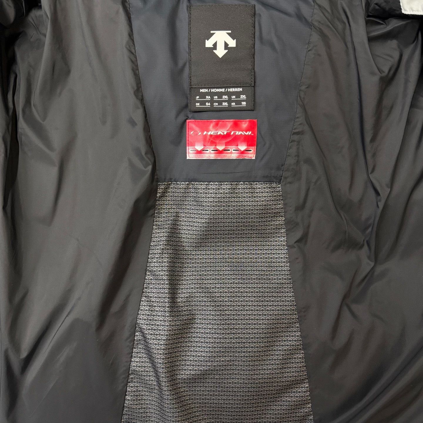 Descente Descente Down White Heavy Coat xxl Men Size US XXL / EU 58 / 5 - 5 Thumbnail