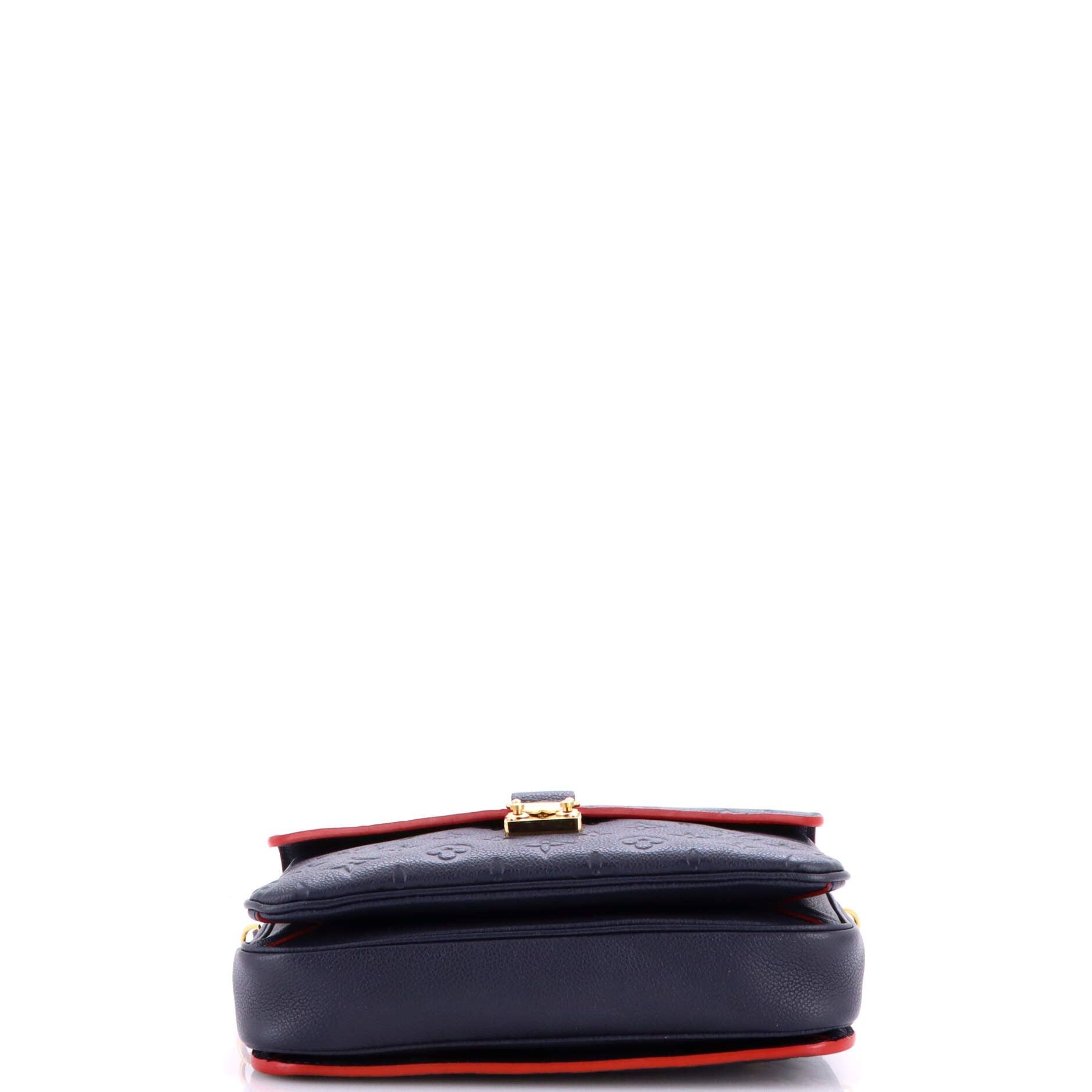 Louis Vuitton Pochette Metis Size ONE SIZE - 4 Thumbnail
