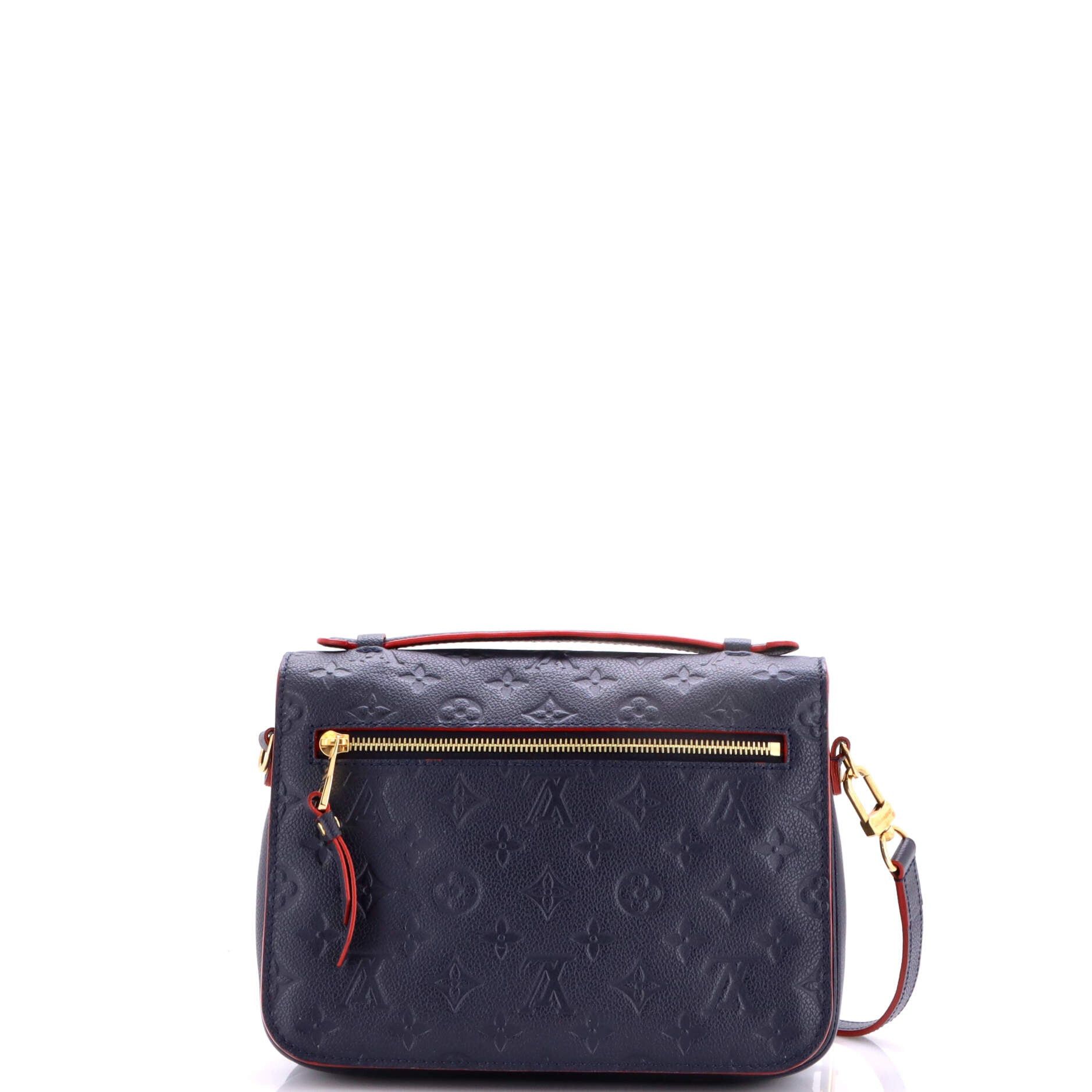 Louis Vuitton Pochette Metis Size ONE SIZE - 3 Thumbnail