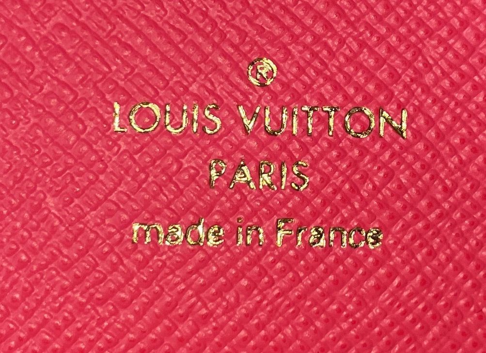 Louis Vuitton Passport Cover Size ONE SIZE - 7 Thumbnail