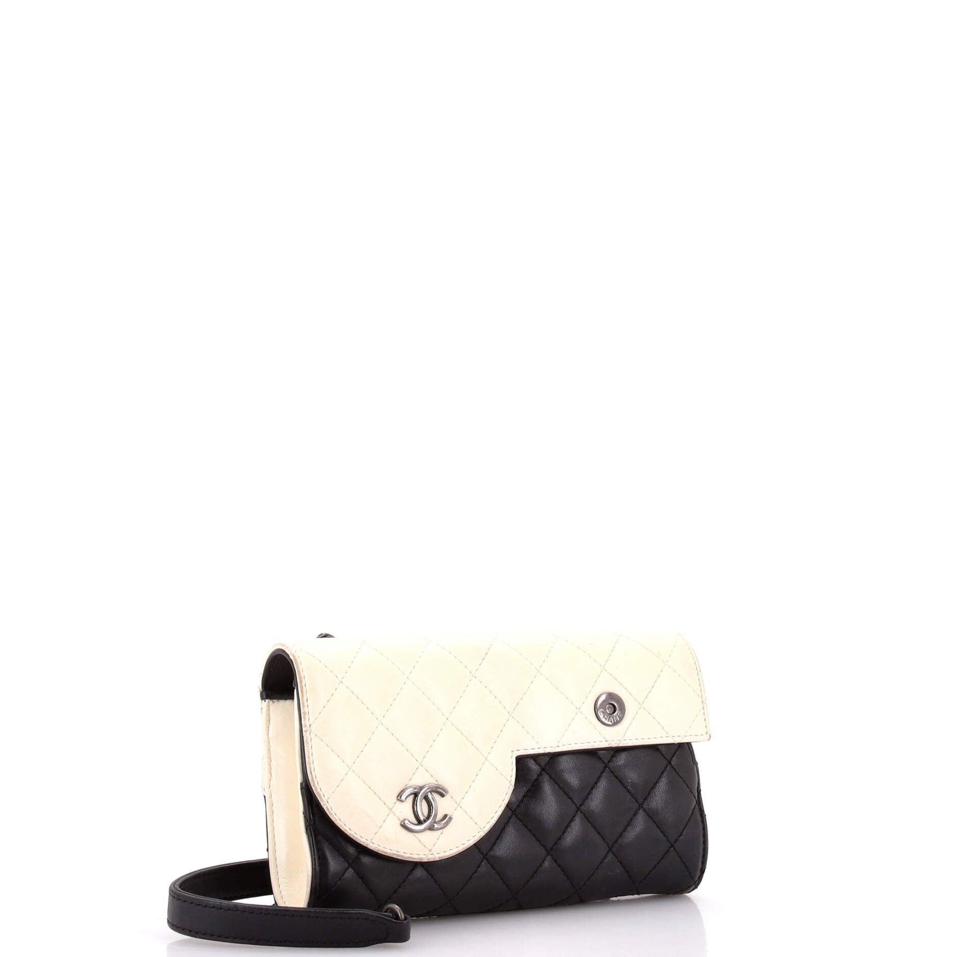 Chanel Yin Yang Double CC Flap Bag Size ONE SIZE - 2 Thumbnail