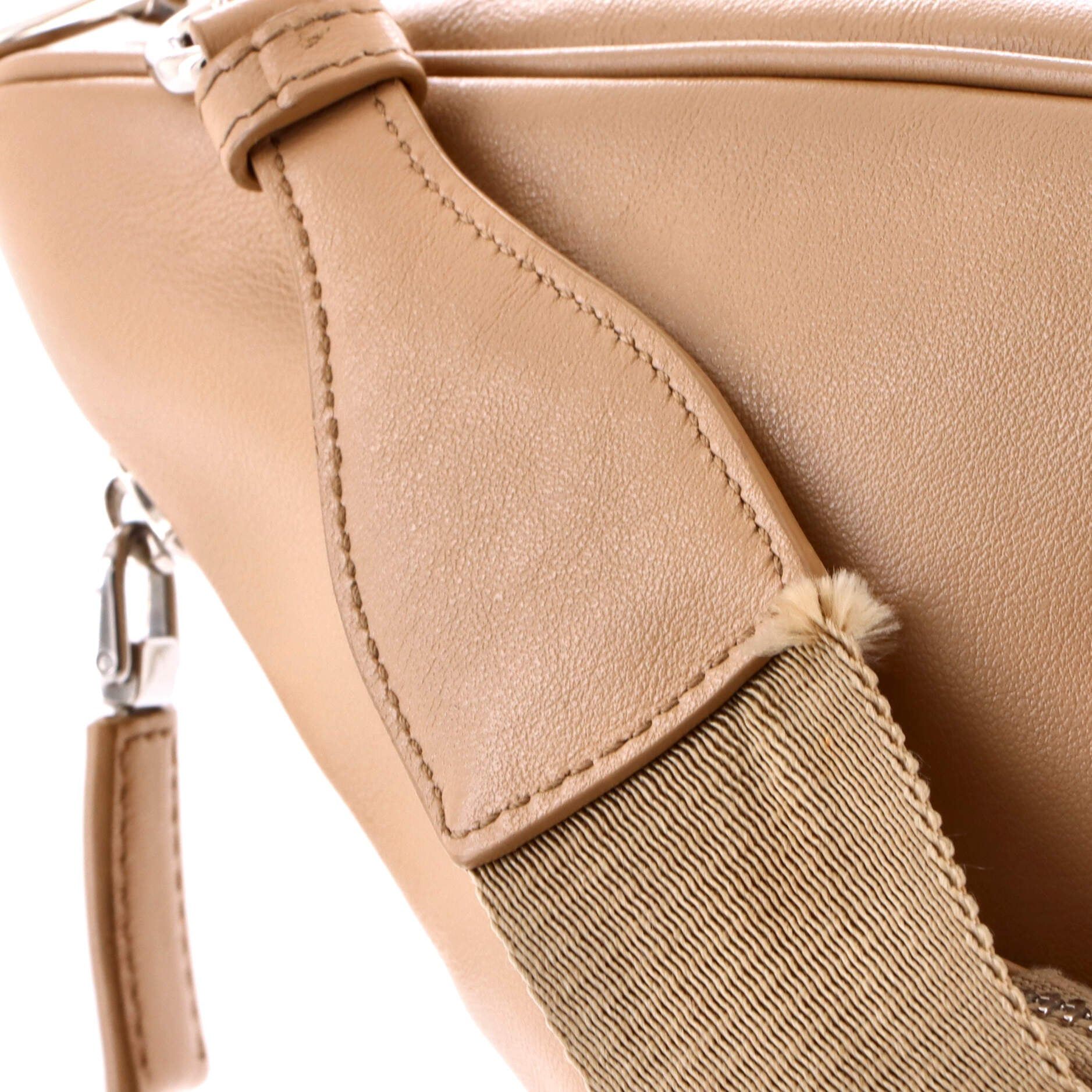 Prada Triangle Logo Zip Crossbody Bag Size ONE SIZE - 7 Thumbnail