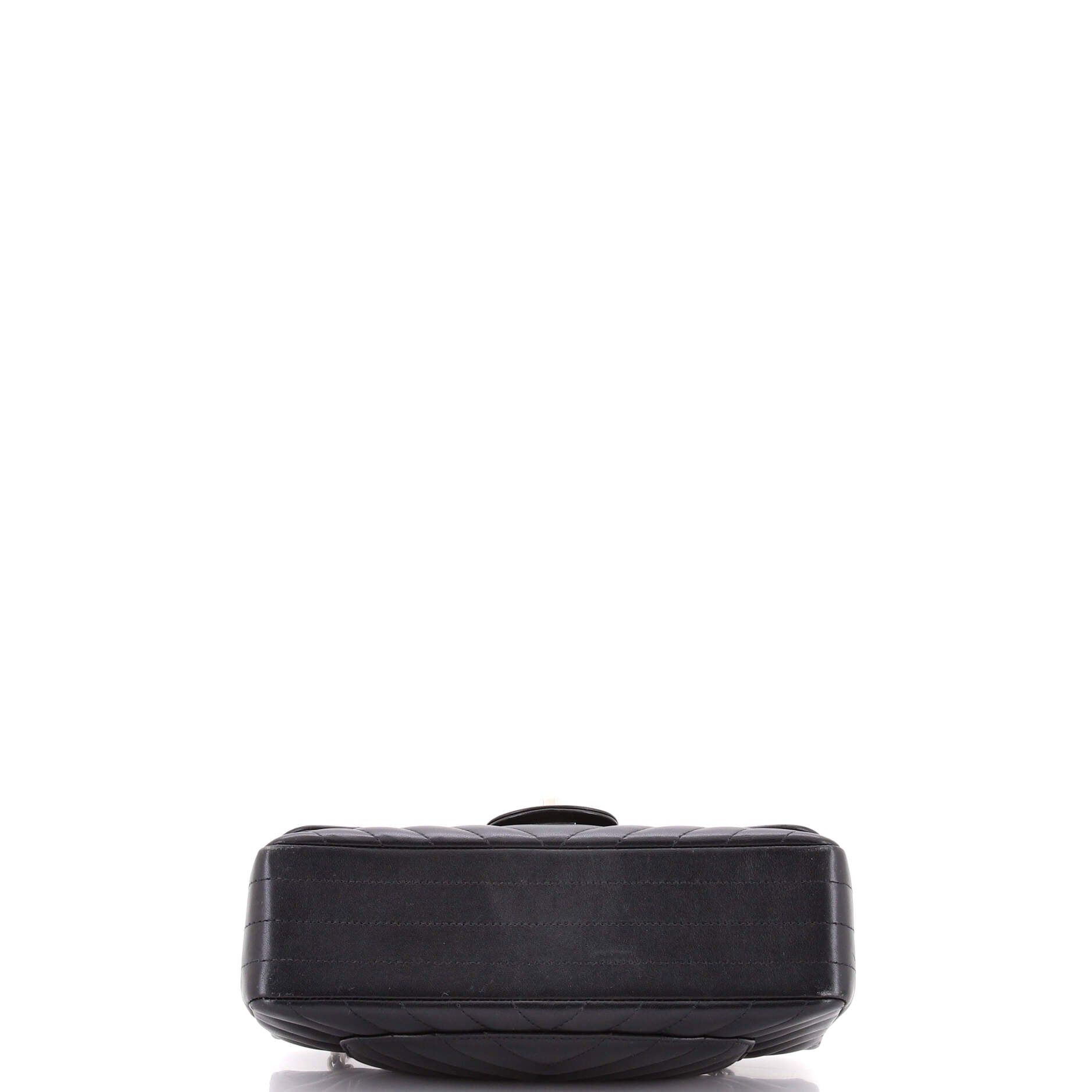 Chanel Classic Double Flap Bag Size ONE SIZE - 5 Thumbnail