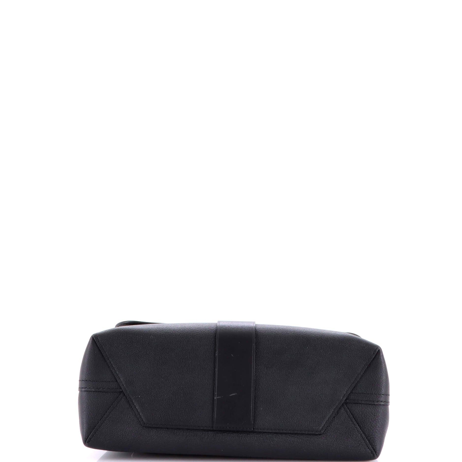 Louis Vuitton Very One Handle Bag Size ONE SIZE - 4 Thumbnail