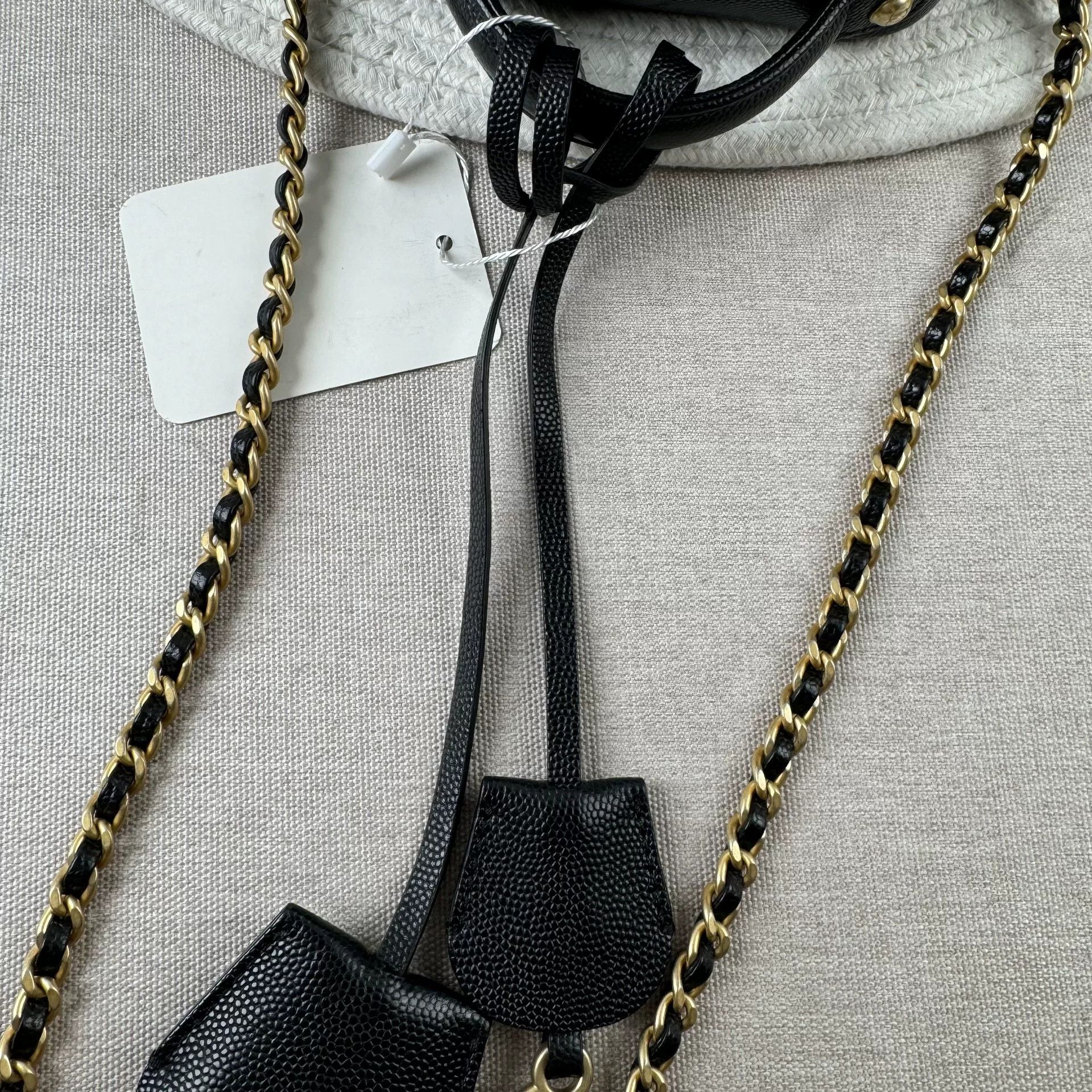 Chanel Pre-loved Bag Very good condition Size ONE SIZE - 9 Thumbnail