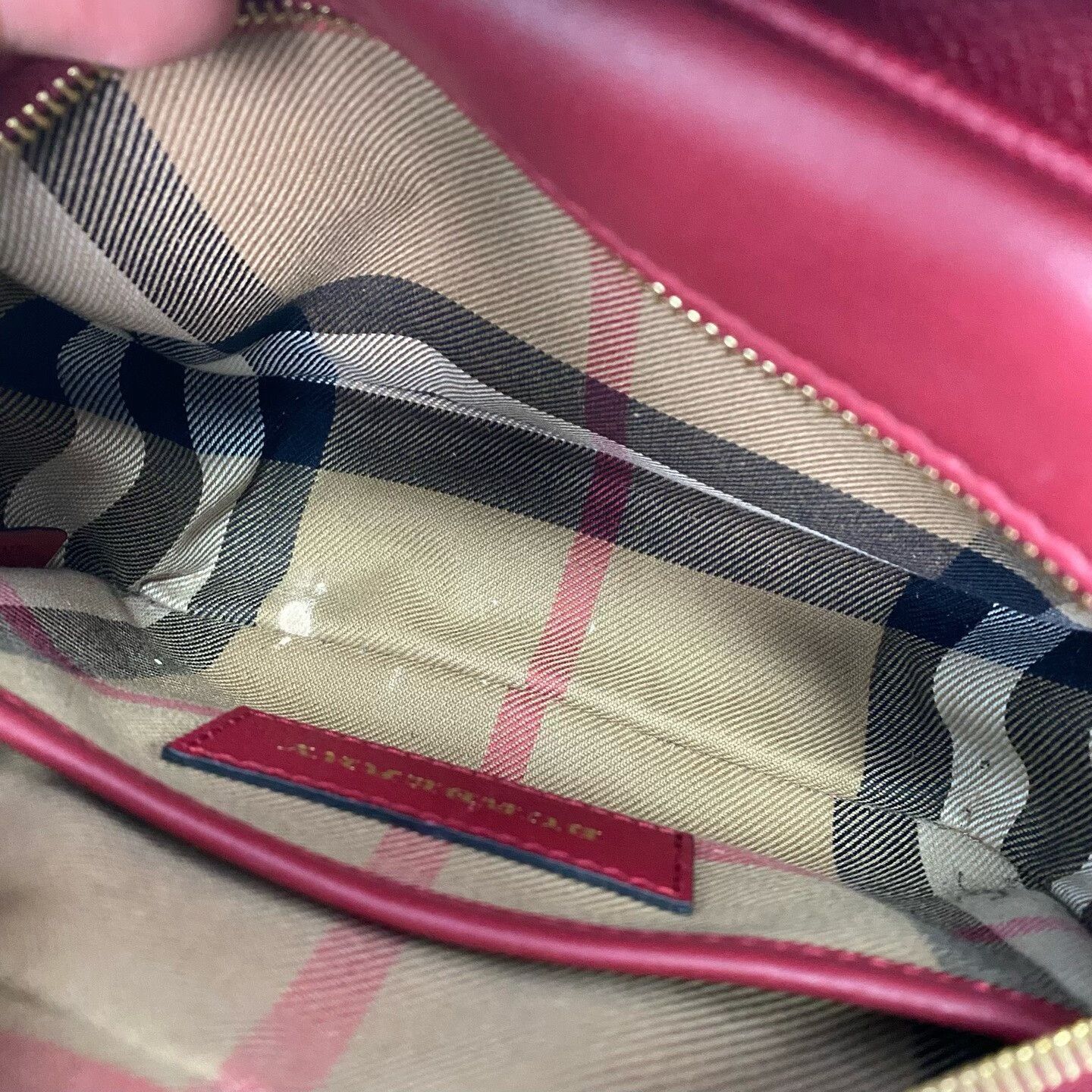 Burberry Pre-loved Bag Very good condition Size ONE SIZE - 7 Thumbnail