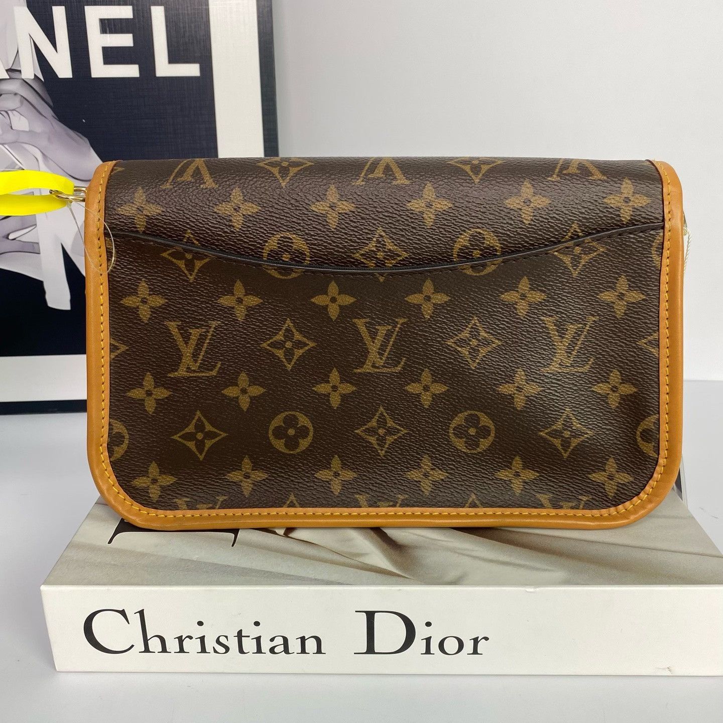 Louis Vuitton Pre-loved Bag Very good condition Size ONE SIZE - 4 Thumbnail