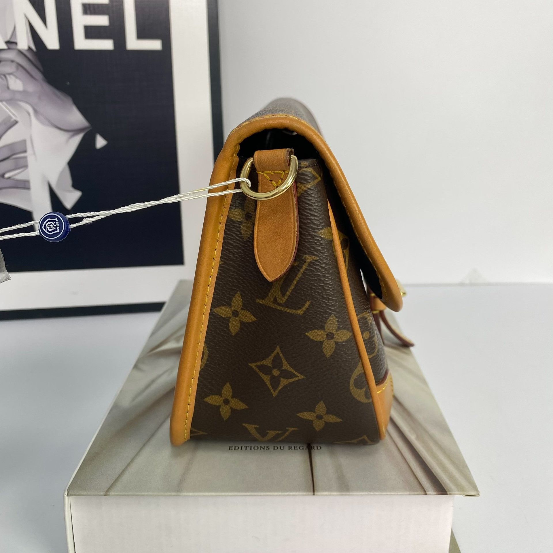 Louis Vuitton Pre-loved Bag Very good condition Size ONE SIZE - 3 Thumbnail