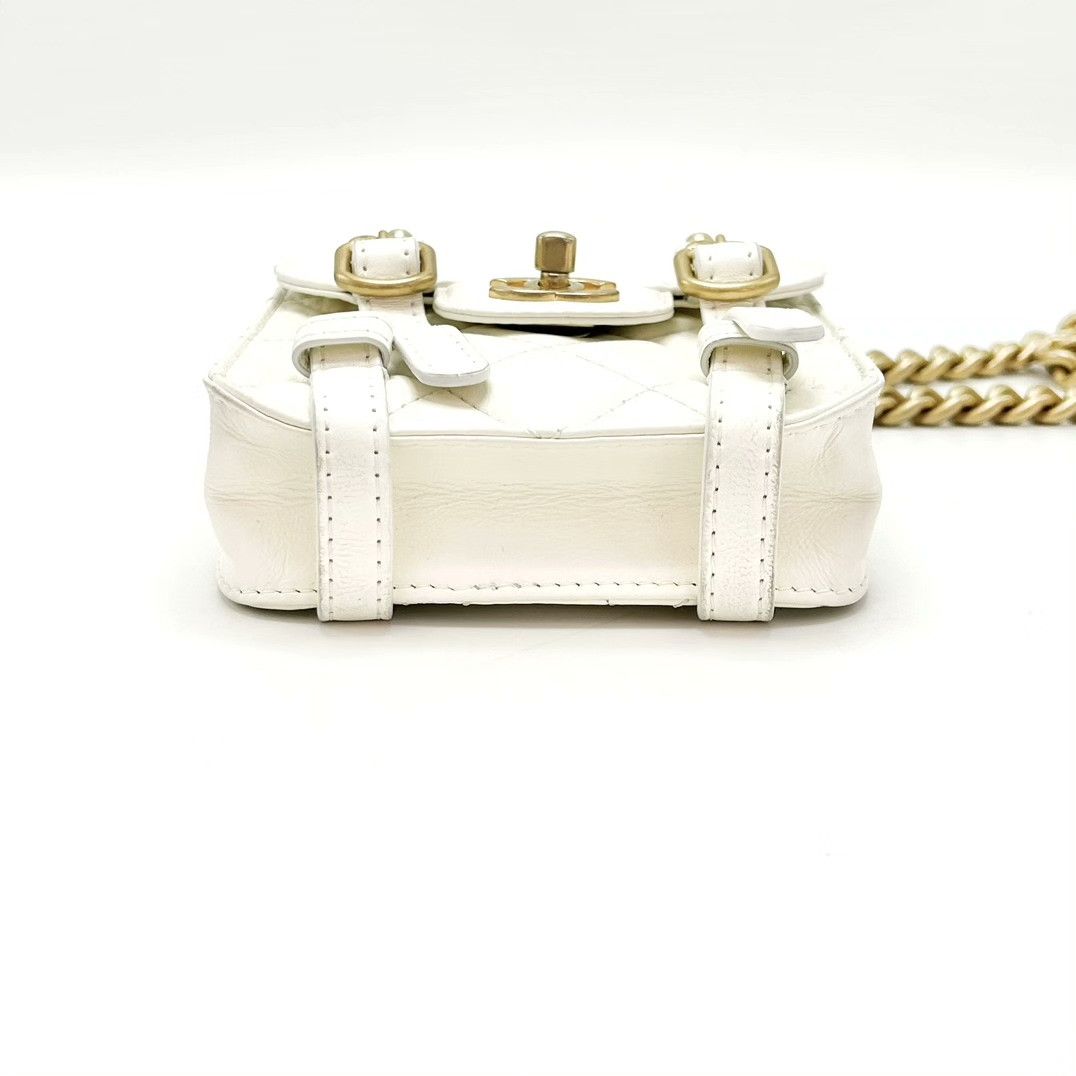 Chanel Pre-loved Bag Very good condition Size ONE SIZE - 5 Thumbnail