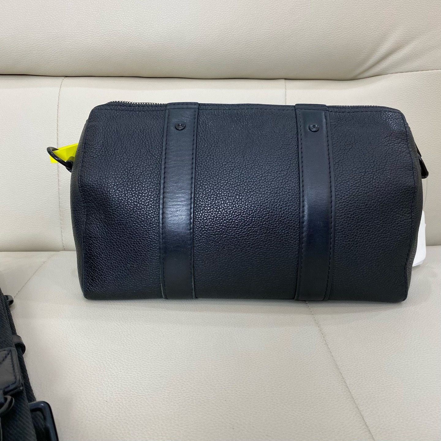 Louis Vuitton Pre-loved Bag Very good condition Size ONE SIZE - 4 Thumbnail