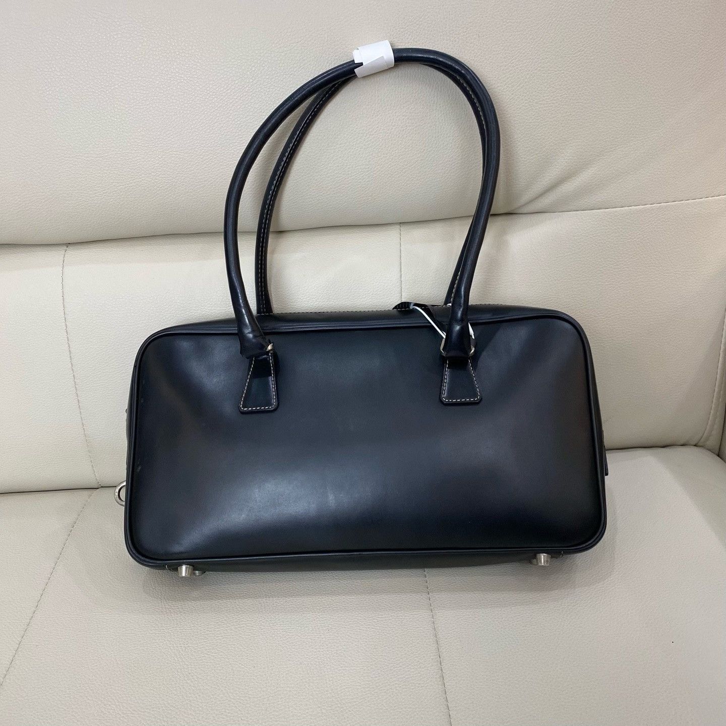 Prada Pre-loved Bag Very good condition Size ONE SIZE - 4 Thumbnail