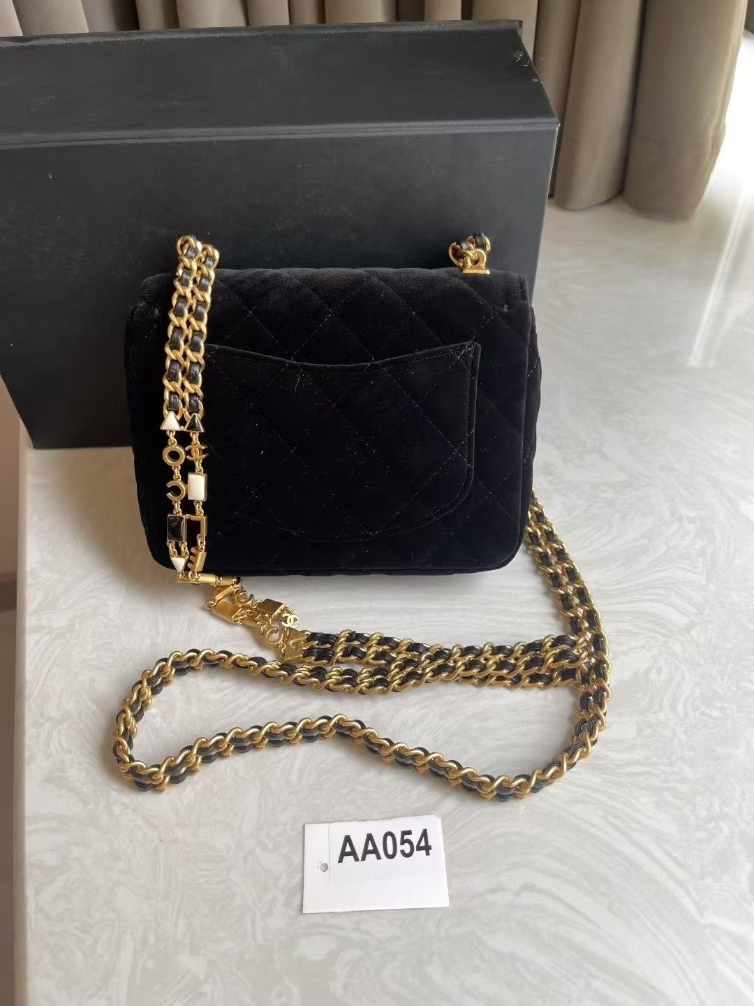 Chanel Pre-loved Bag Very good condition Size ONE SIZE - 7 Thumbnail