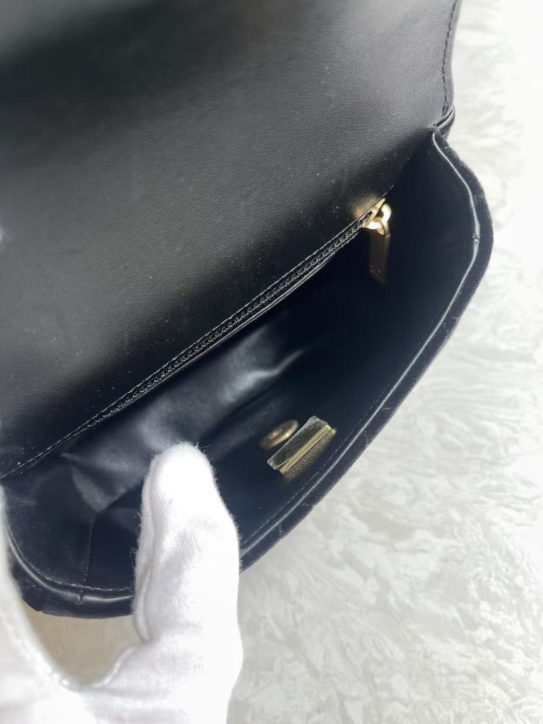 Chanel Pre-loved Bag Very good condition Size ONE SIZE - 9 Thumbnail