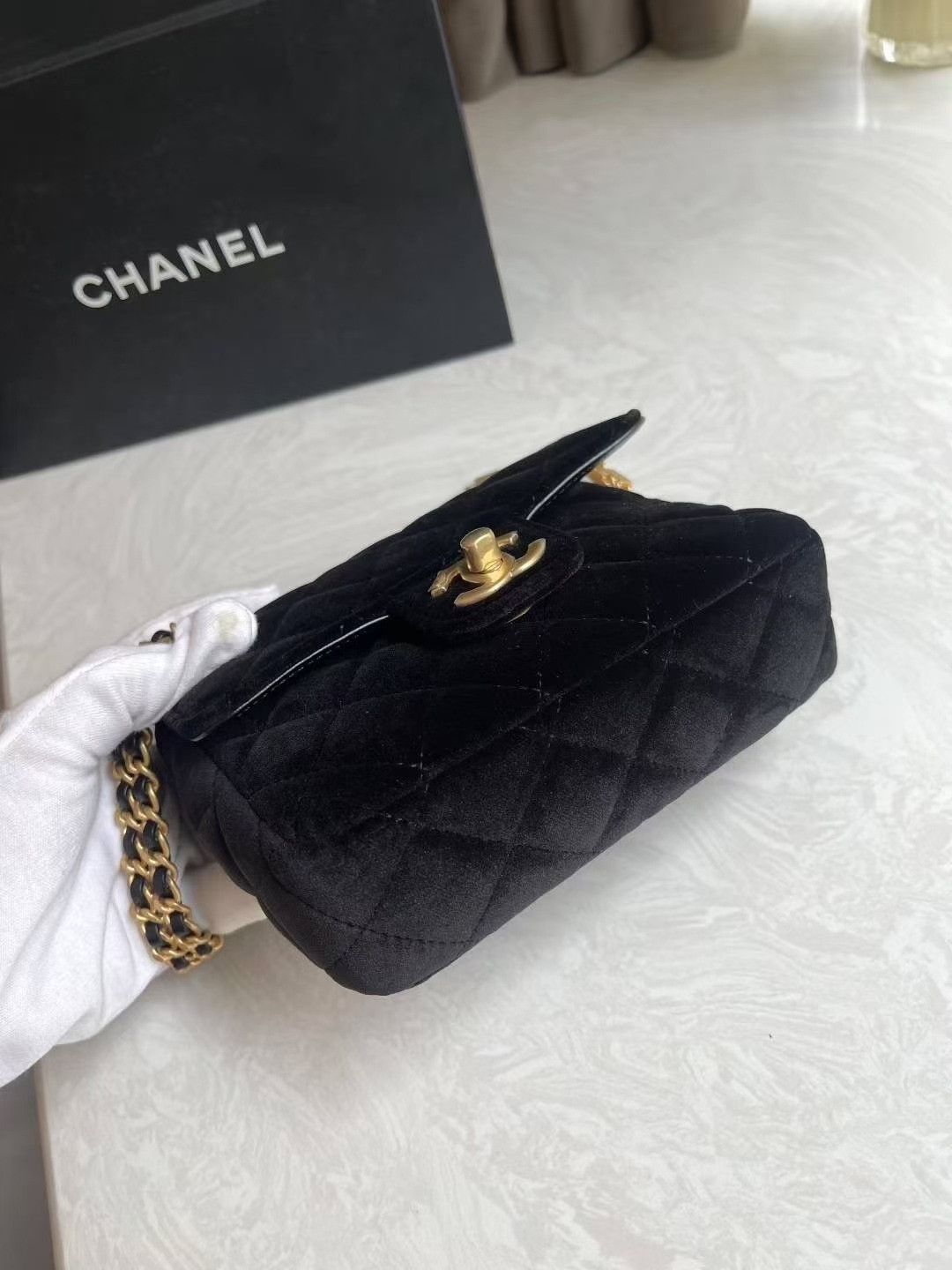 Chanel Pre-loved Bag Very good condition Size ONE SIZE - 3 Thumbnail