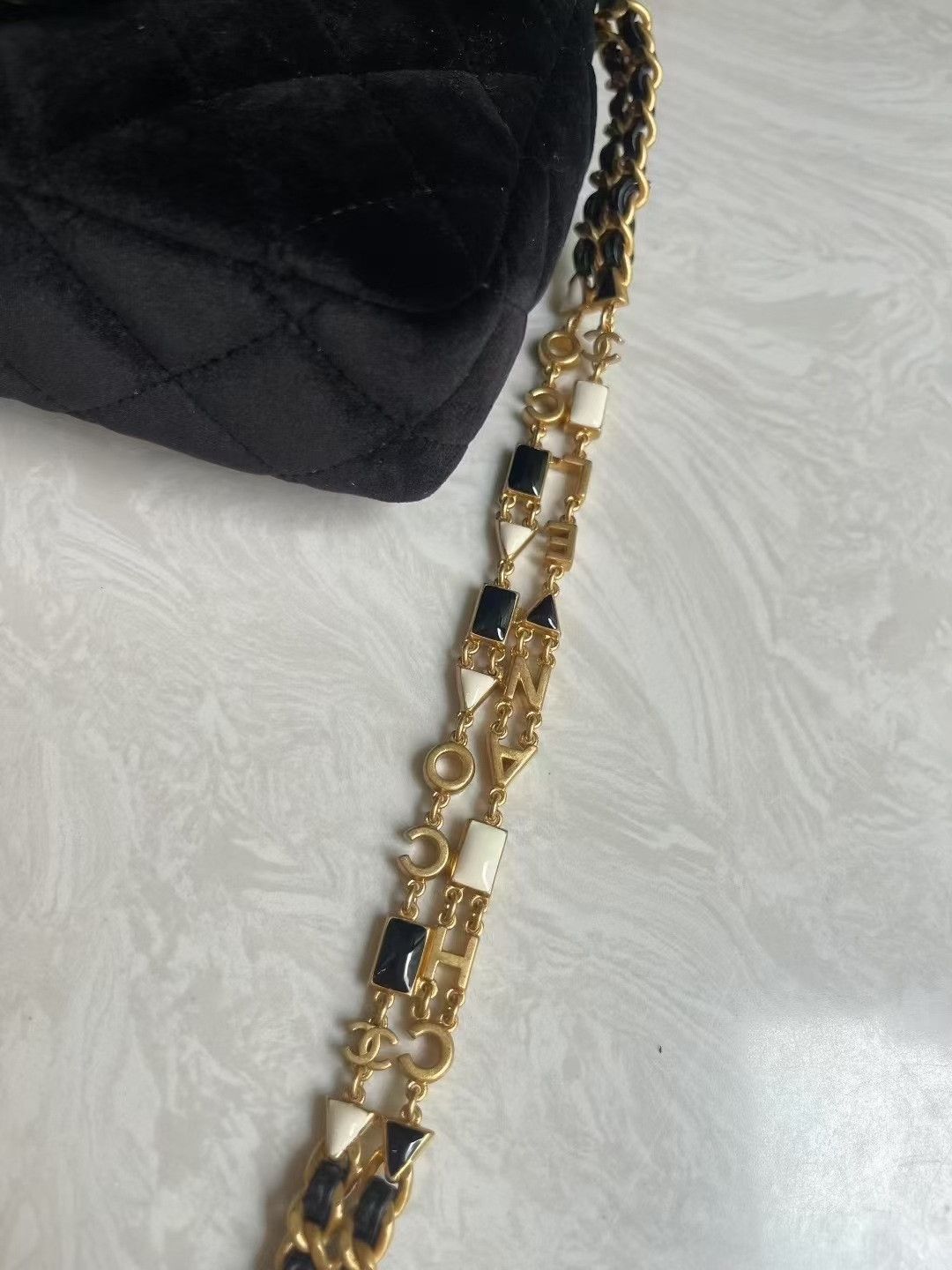 Chanel Pre-loved Bag Very good condition Size ONE SIZE - 6 Thumbnail