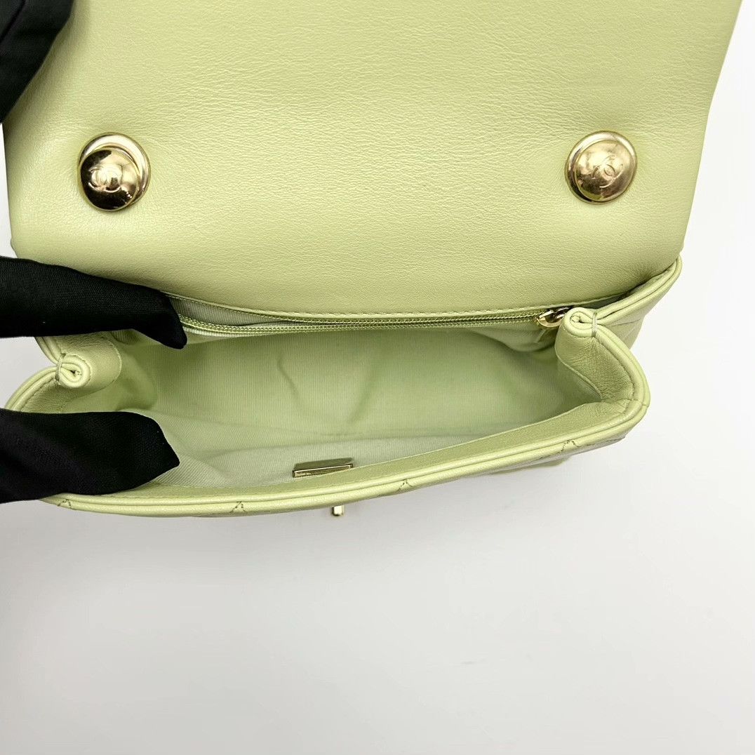 Chanel Pre-loved Bag Very good condition Size ONE SIZE - 6 Thumbnail